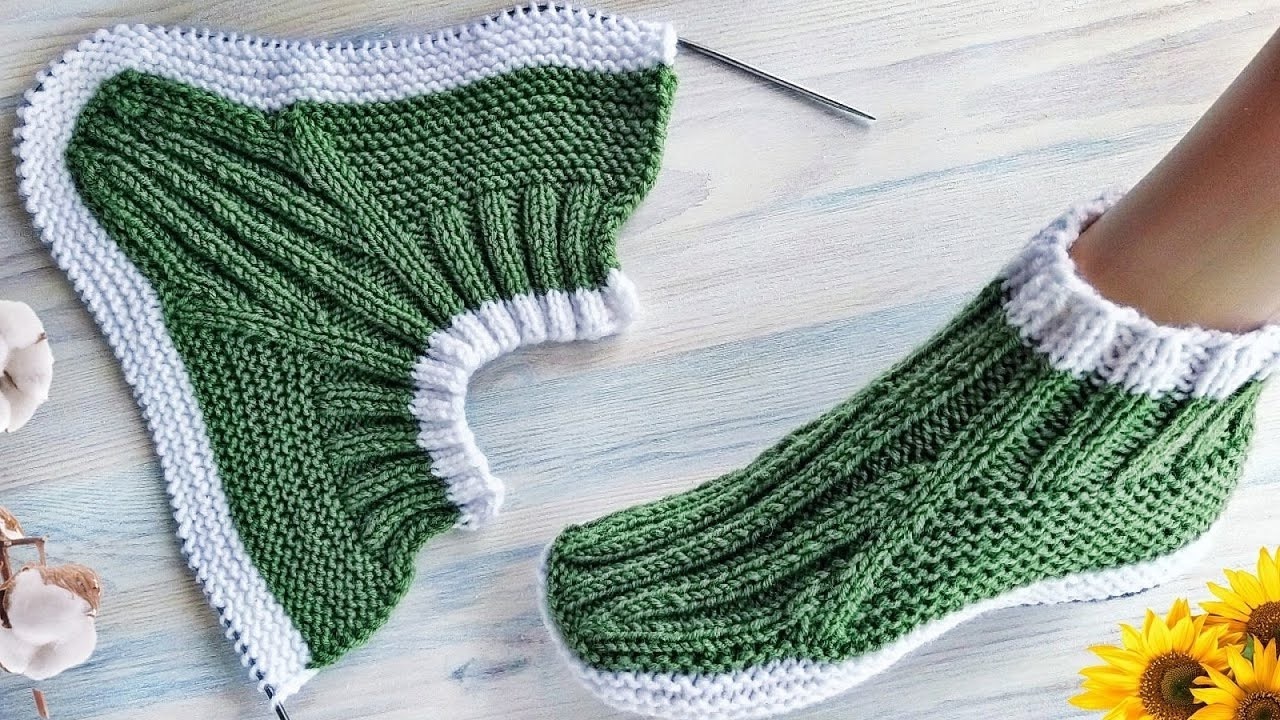 How to Knit Folded Slippers