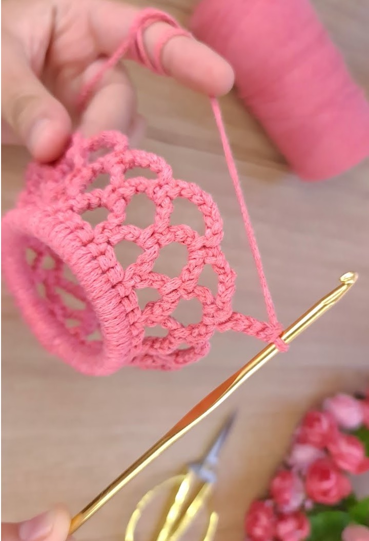 Crochet Plastic Bag Holder Tutorials And More 8935