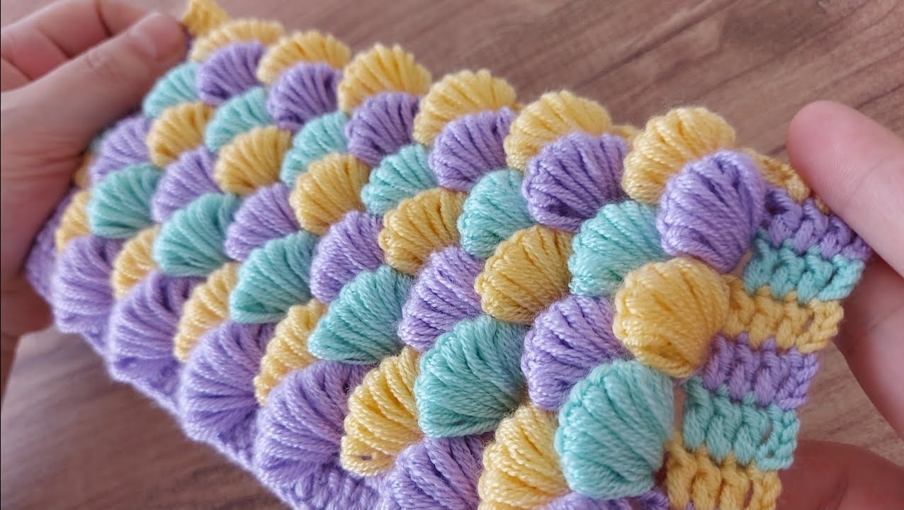 Crochet Shell Blanket – free Tutorial