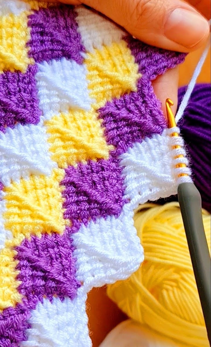 Crochet Beautiful Zigzag Stitch Tutorials & More