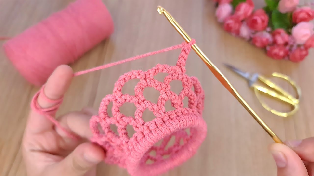 Crochet Plastic Bag Holder